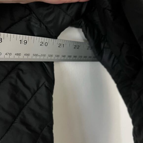 Athleta Jacket Womens Small Black Quilted Mendocino Coat Full Zip Outdoor Winter - Picture 12 of 12